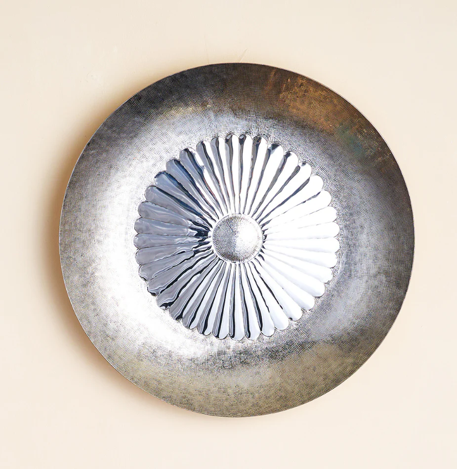 Flower Platter with Hammer Decorative - Image 5