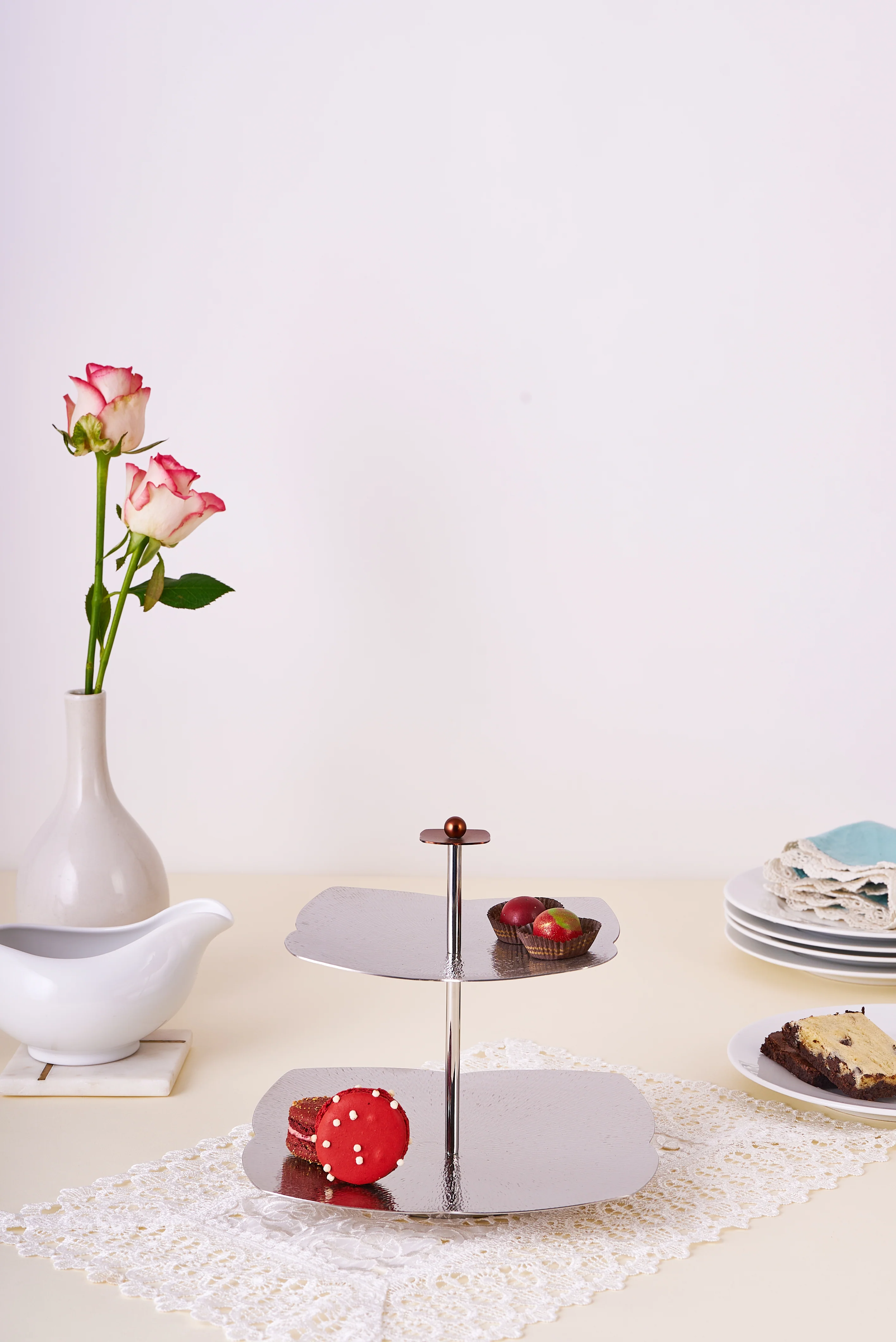 Illusion 2 Tier Platter - Image 9