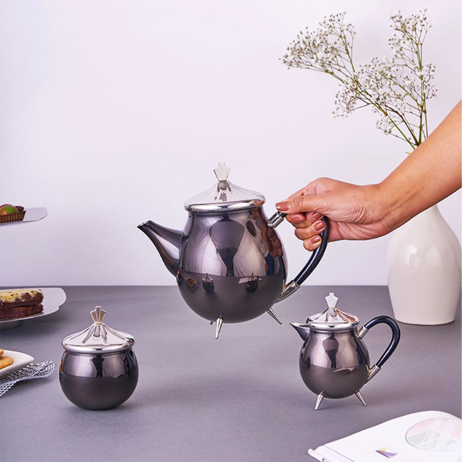 Royal Tea Set - Image 6