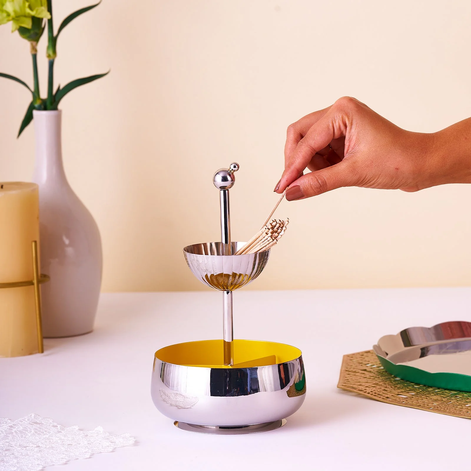 Dancing Doll Tea Caddy | Yellow - Image 6